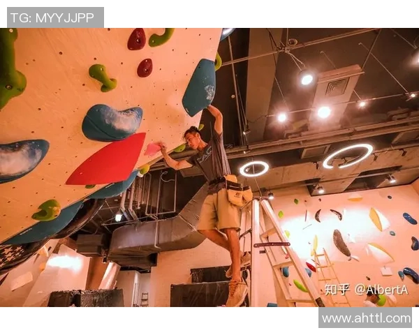 北京攀岩队边路渗透战术解析与实战应用探讨