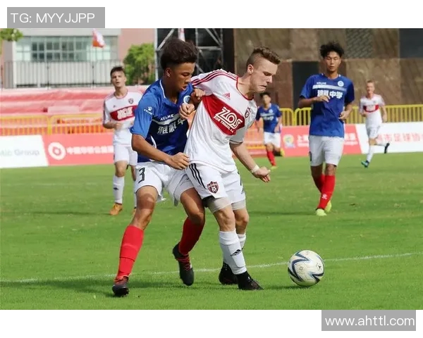 上海足球队在足球战术排行榜中荣登第4名引发热议与关注 上海足球队在足球战术排行榜中荣登第4名引发热议与关注